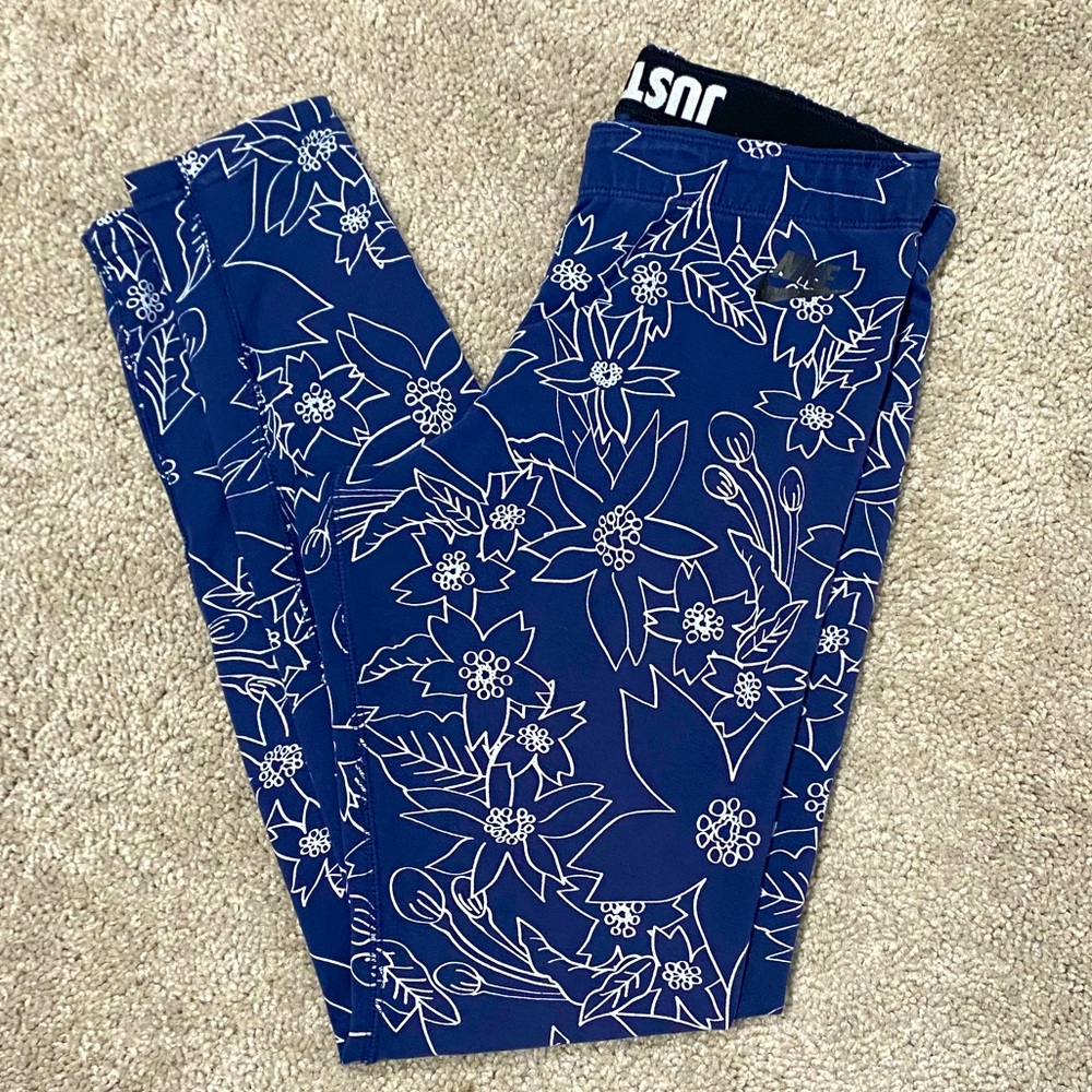 Nike Leggings ⚡️ Size Medium